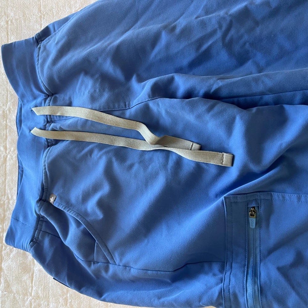 Figs Blue Scrub Set - Picture 3 of 6
